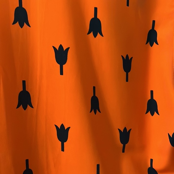 Navy tulip, coral colored blouse, Large - Picture 3 of 6